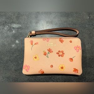 COPY - Coach wrislet